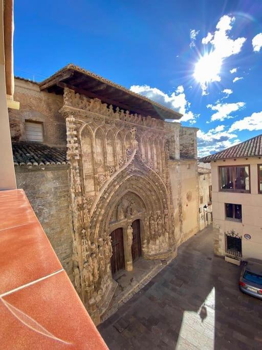 Villa Sol Casa Con Cueva Privada Y Vistas A La Iglesia Requena Exterior photo