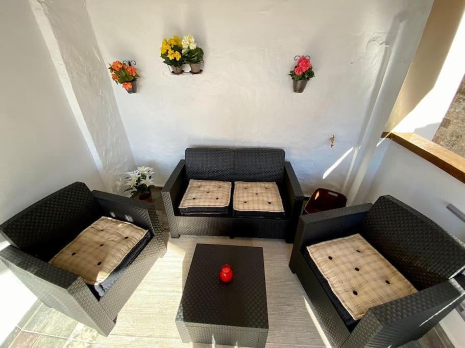 Villa Sol Casa Con Cueva Privada Y Vistas A La Iglesia Requena Exterior photo